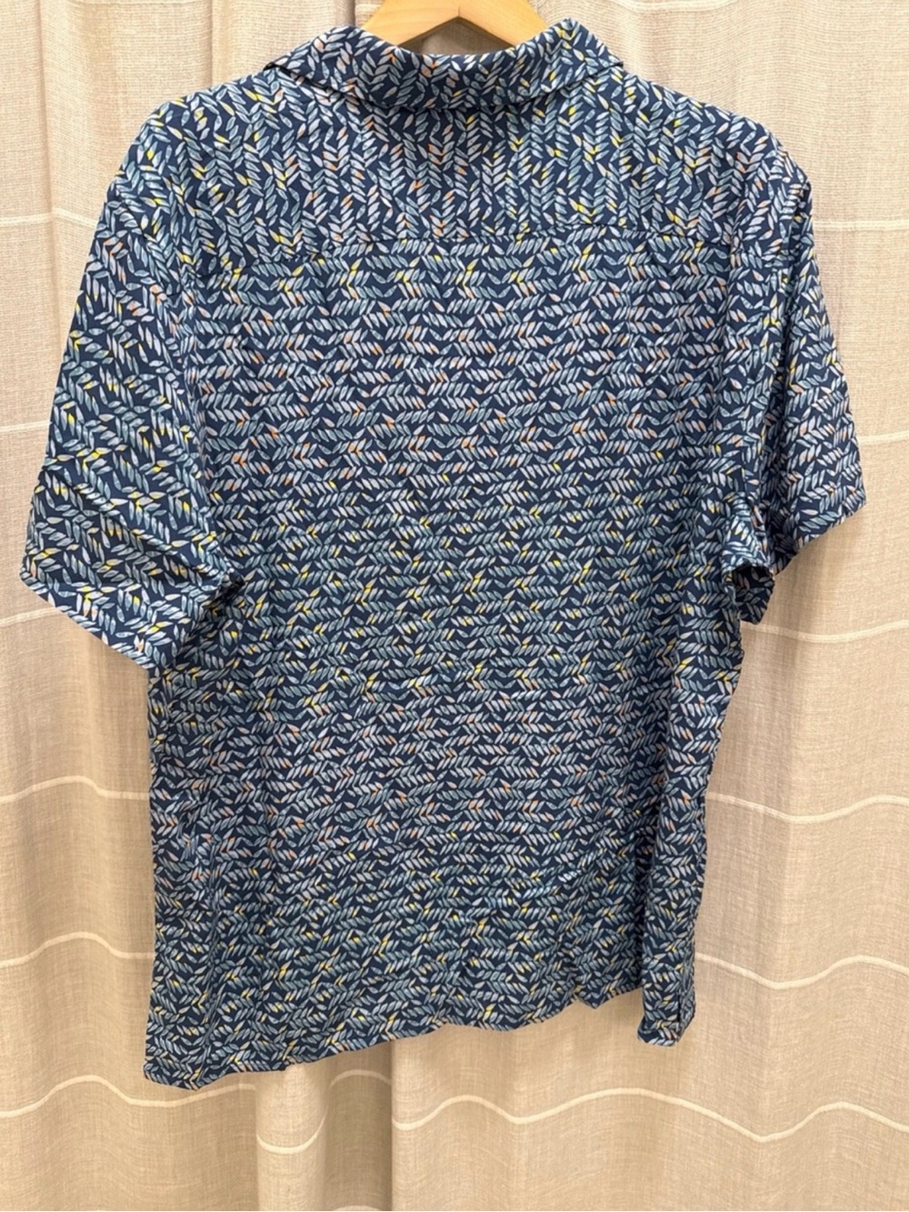 Perry Ellis Navy Short-Sleeve Button-Down with Multicolor Leaf Print